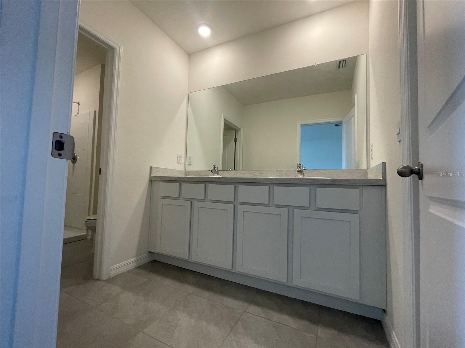 Image 18 of 32 For 33078 Major Oak Dr