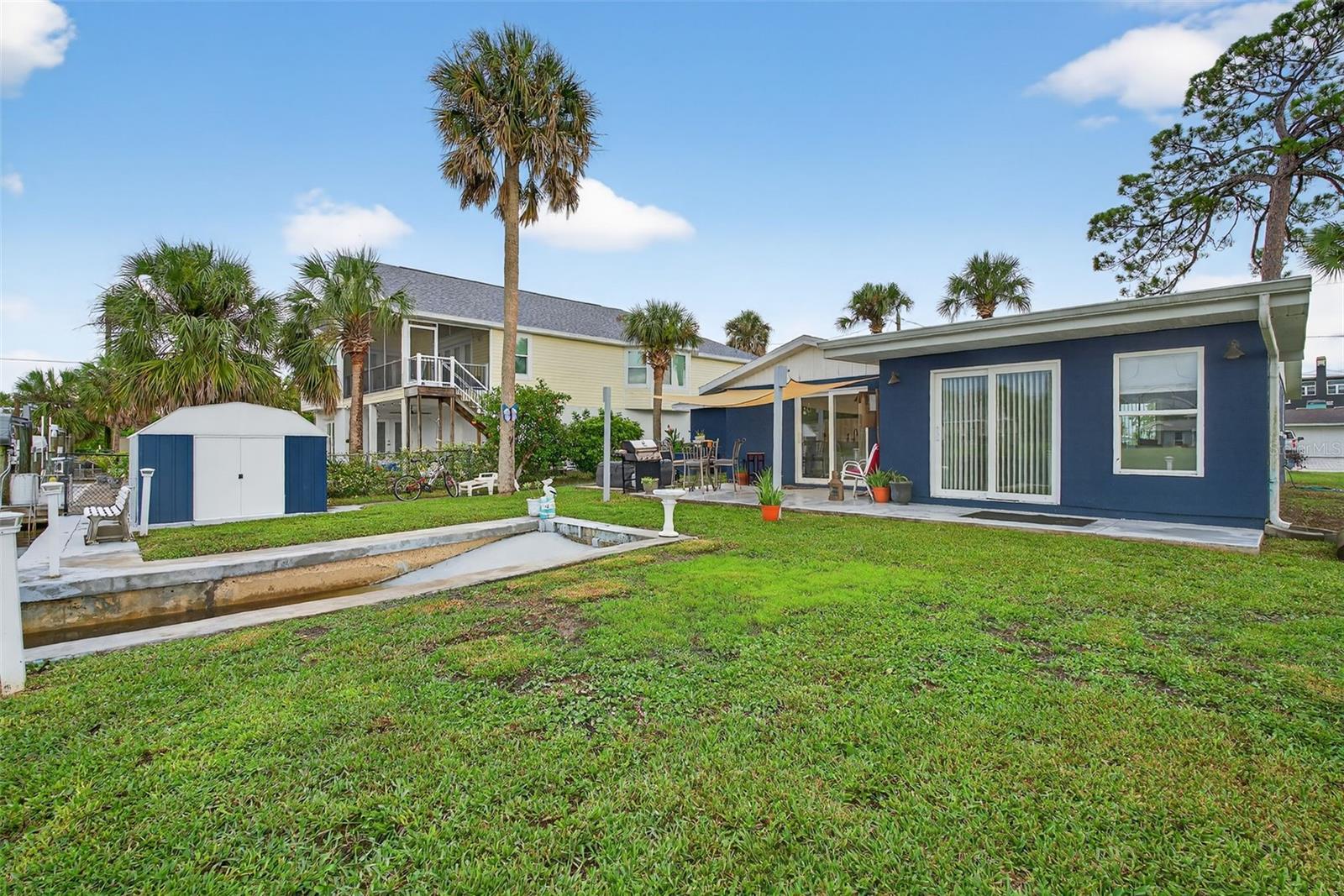 Image 34 of 50 For 5433 Bluepoint Drive