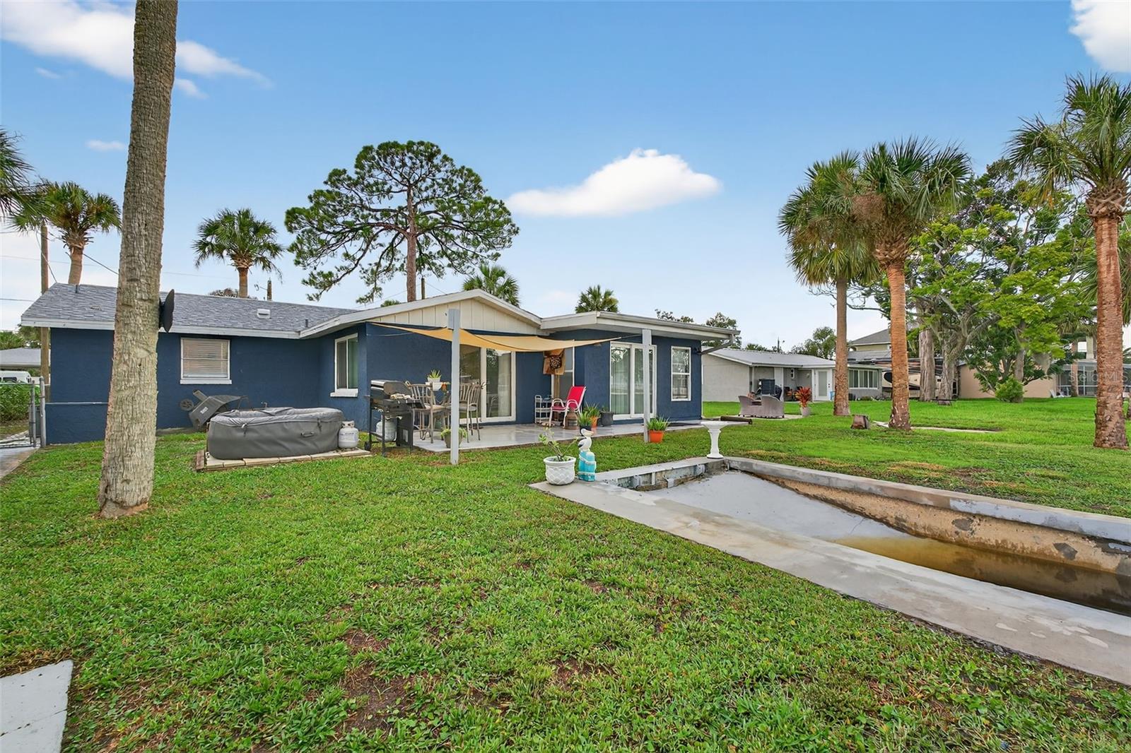 Image 35 of 50 For 5433 Bluepoint Drive