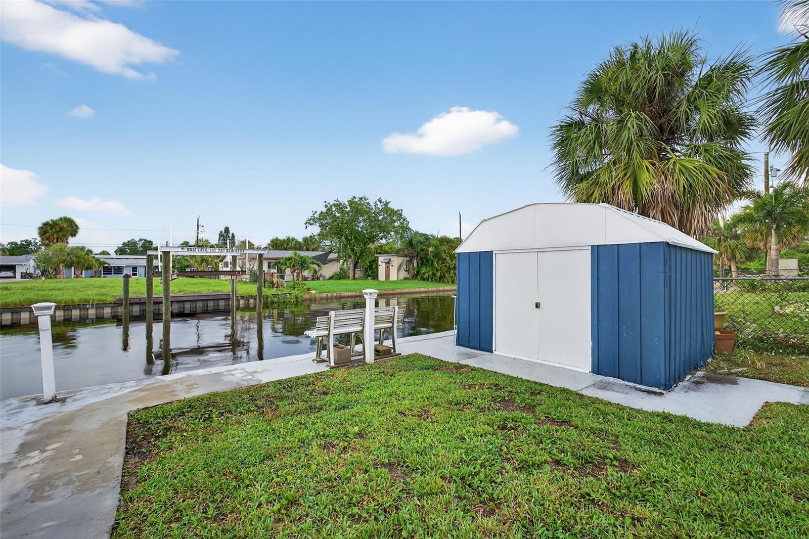 Image 36 of 50 For 5433 Bluepoint Drive
