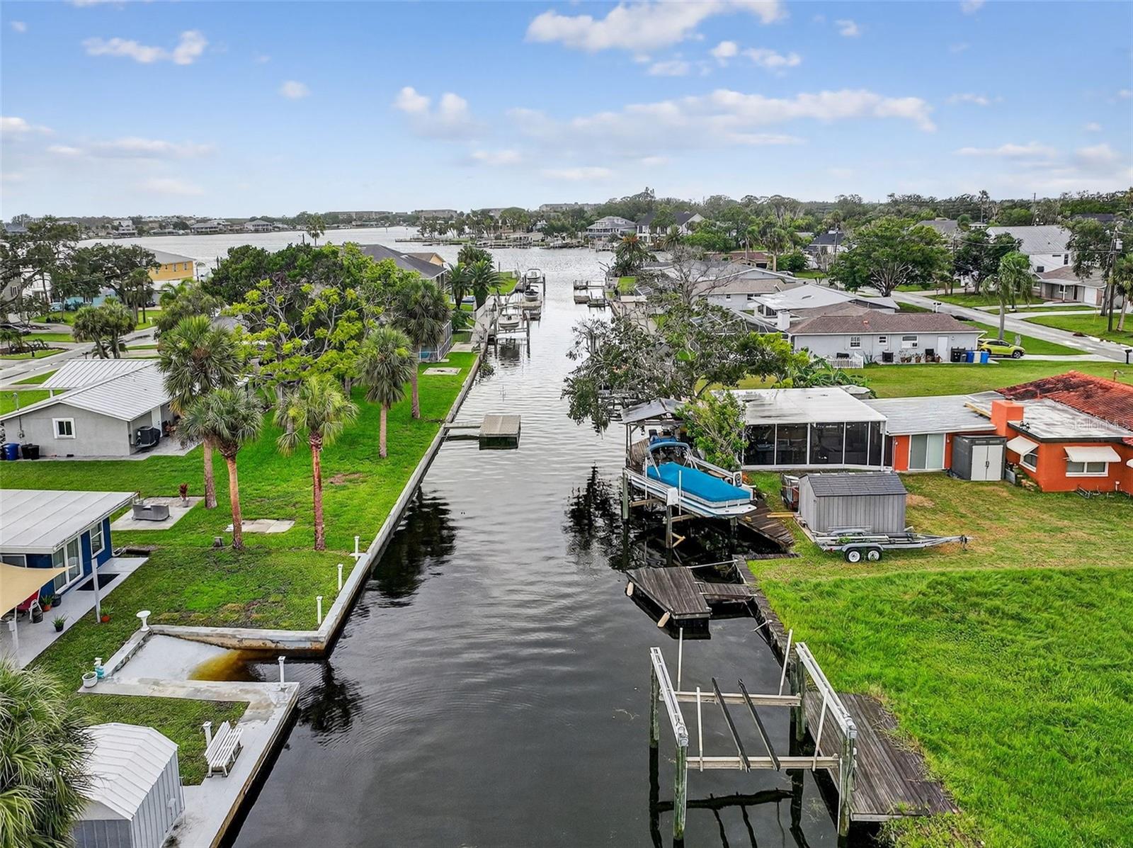 Image 42 of 50 For 5433 Bluepoint Drive