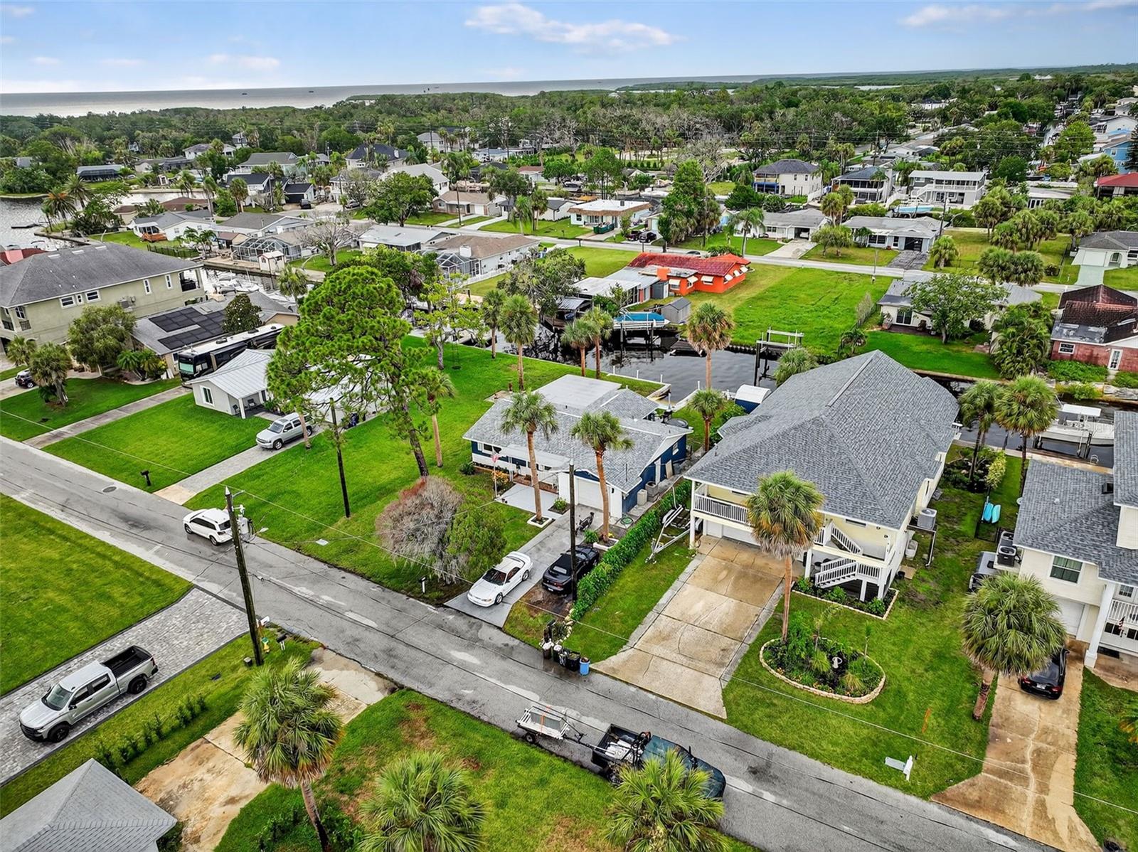 Image 45 of 50 For 5433 Bluepoint Drive