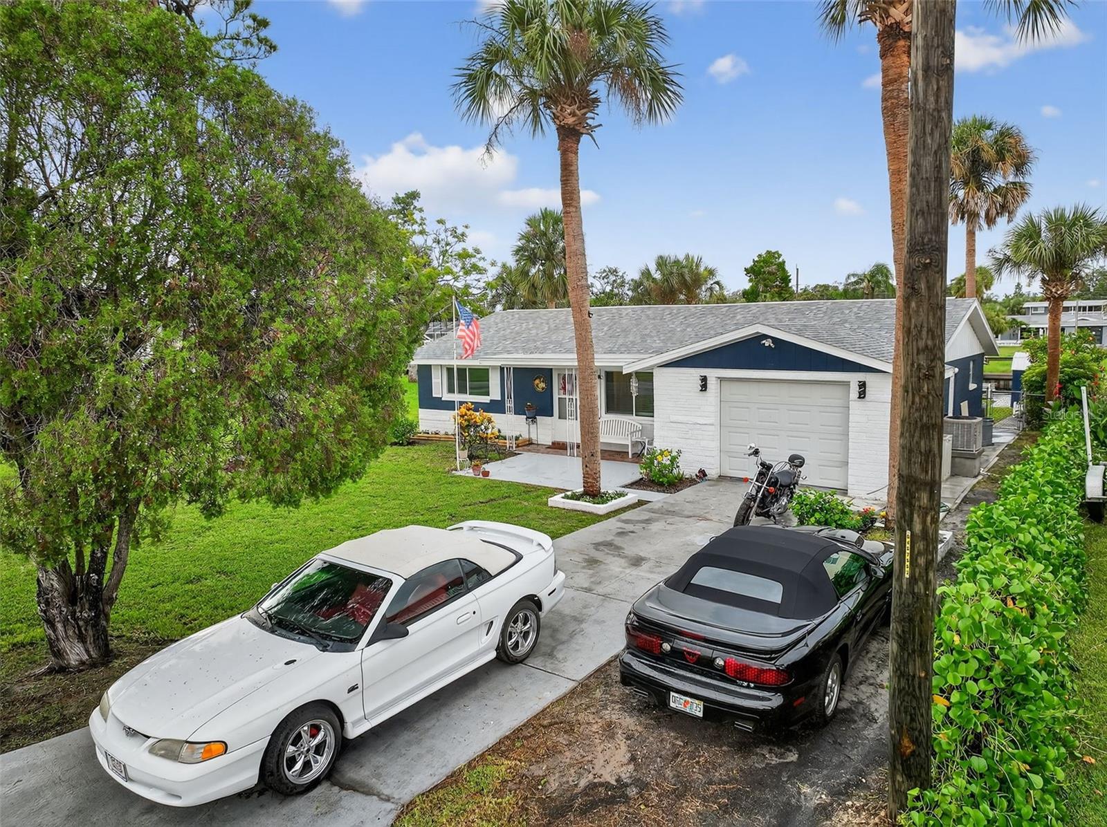 Image 46 of 50 For 5433 Bluepoint Drive