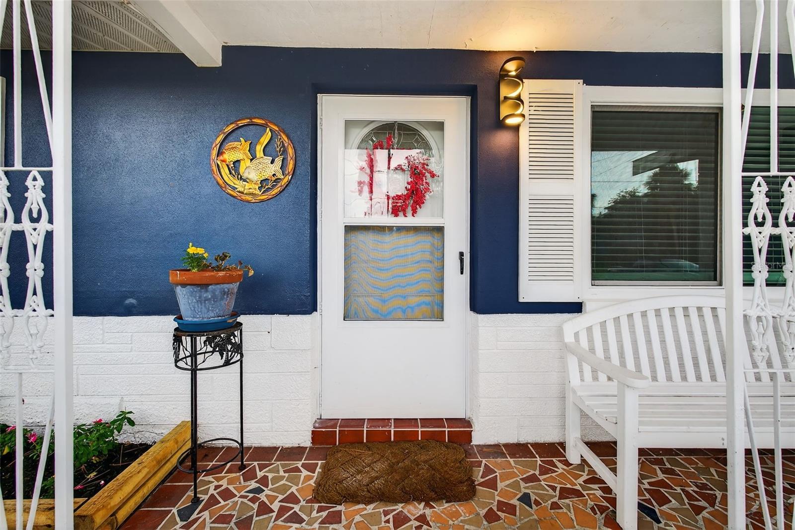 Image 6 of 50 For 5433 Bluepoint Drive
