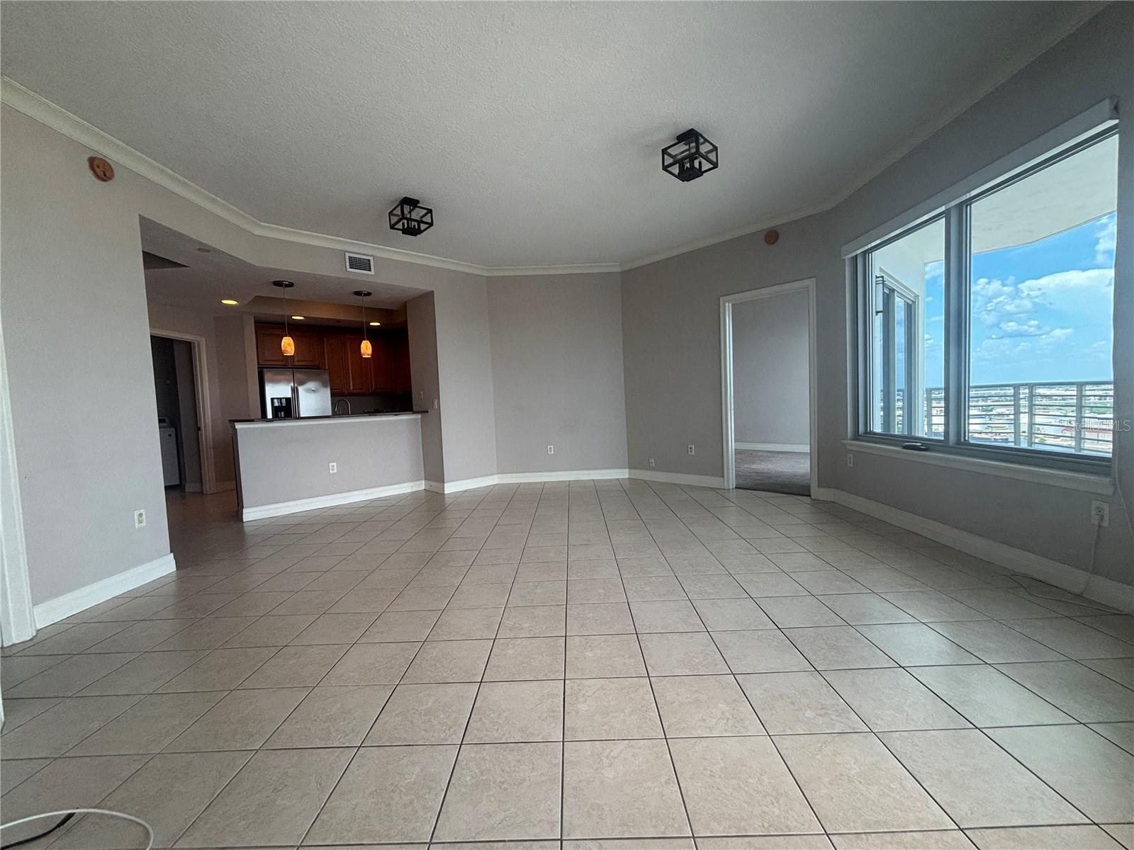 Image 5 of 14 For 1209 Cumberland Avenue 2305