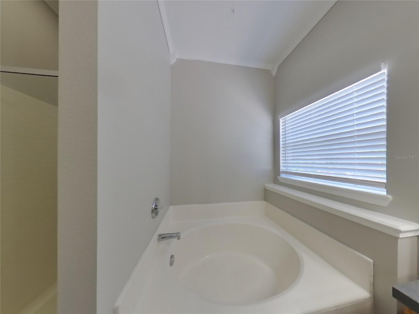 Image 9 of 16 For 7756 Beridale Court