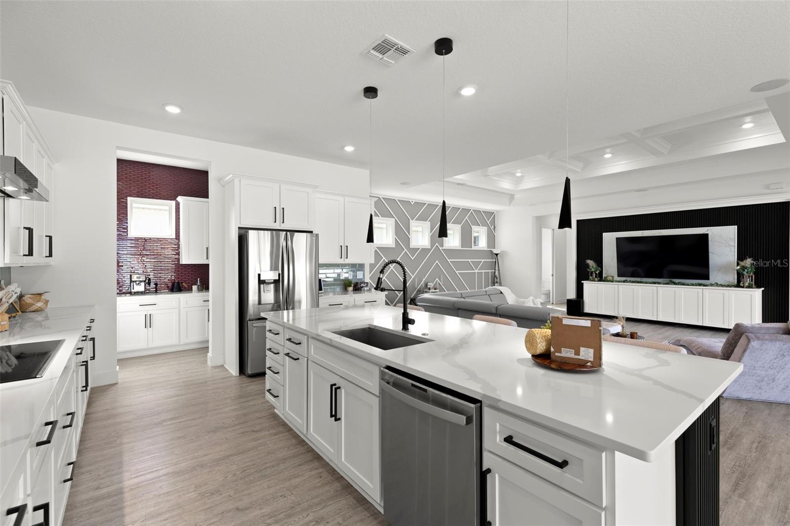 Image 19 of 60 For 9046 Ivy Stark Boulevard