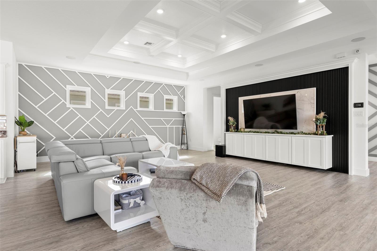 Image 4 of 60 For 9046 Ivy Stark Boulevard