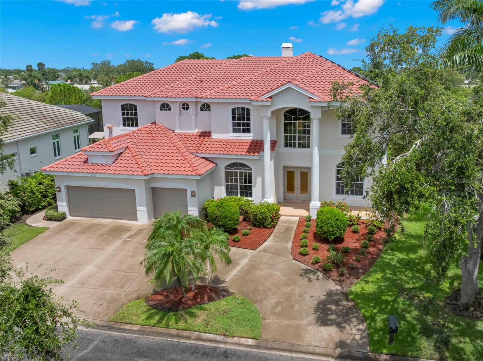 Details for 1223 Darlington Oak Circle Ne, ST PETERSBURG, FL 33703