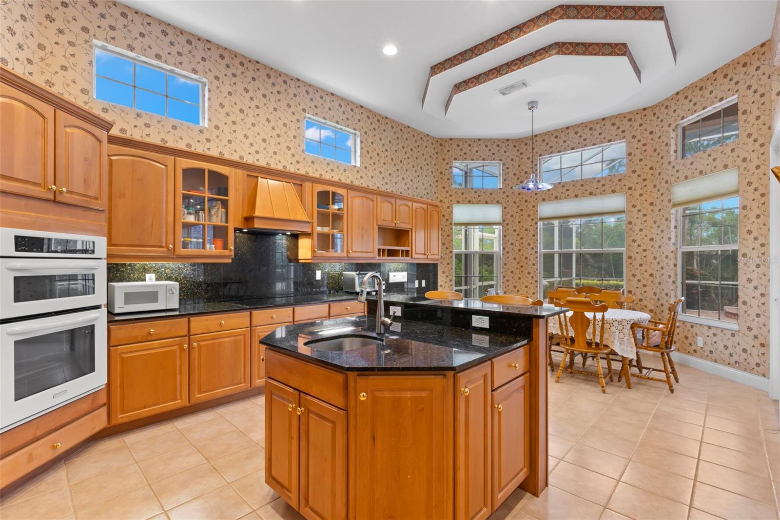 Listing photo id 22 for 1223 Darlington Oak Circle Ne