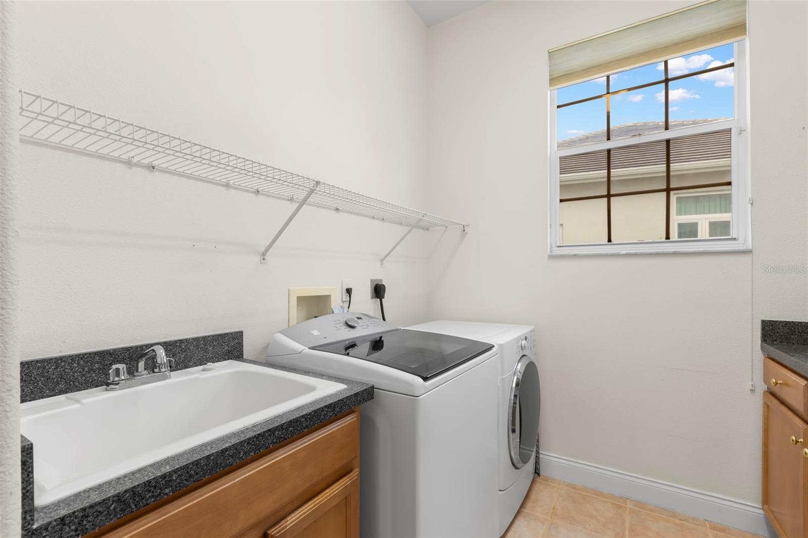 Listing photo id 26 for 1223 Darlington Oak Circle Ne