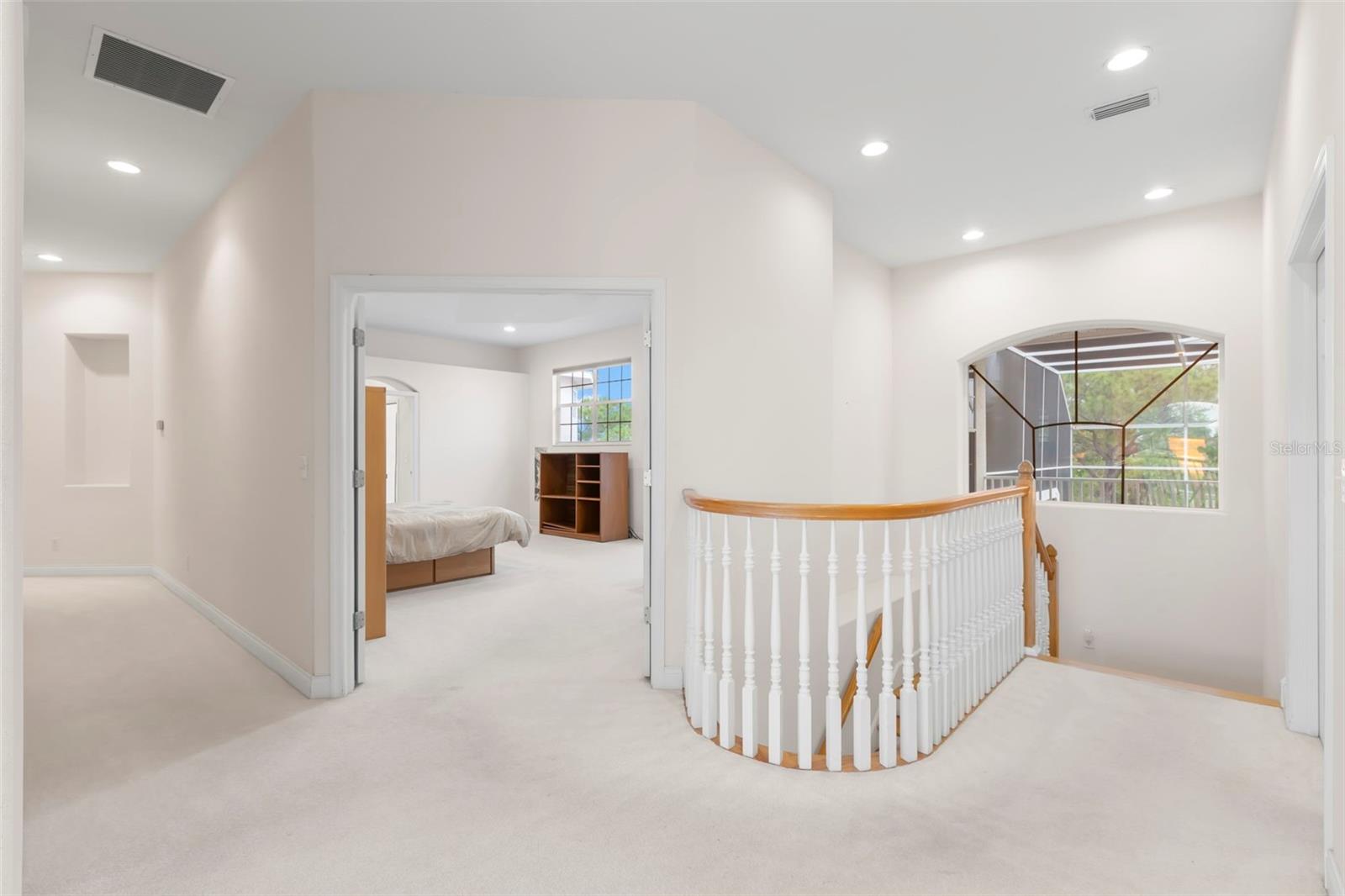 Listing photo id 33 for 1223 Darlington Oak Circle Ne