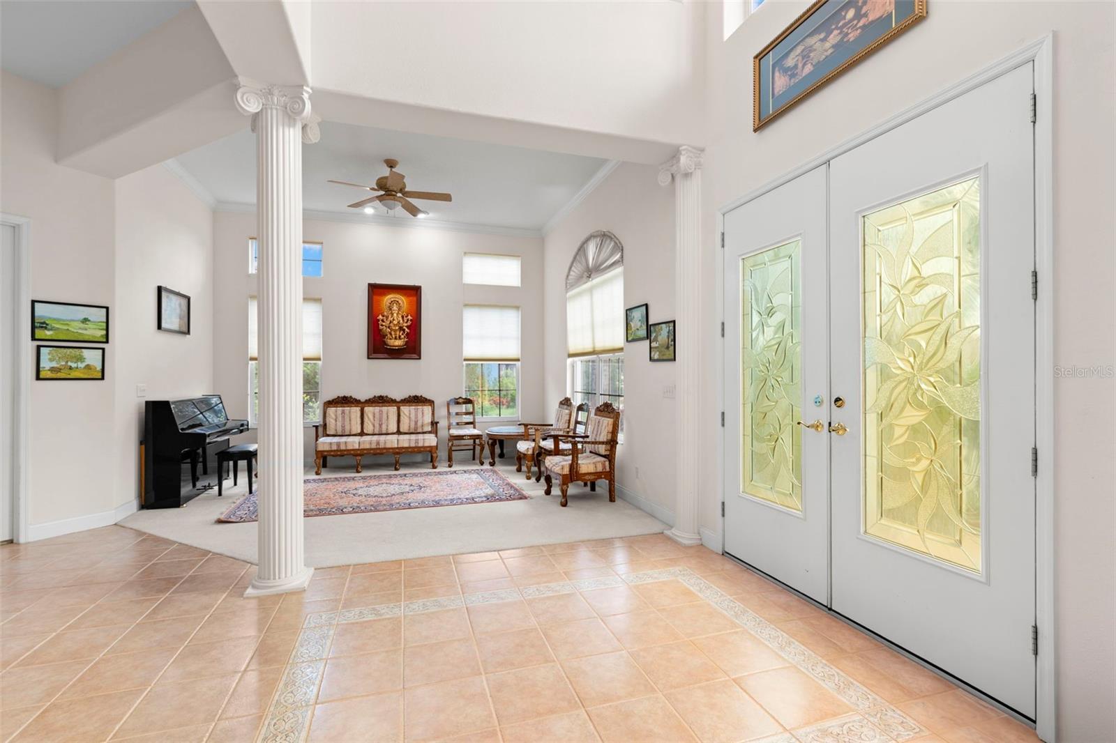 Listing photo id 3 for 1223 Darlington Oak Circle Ne