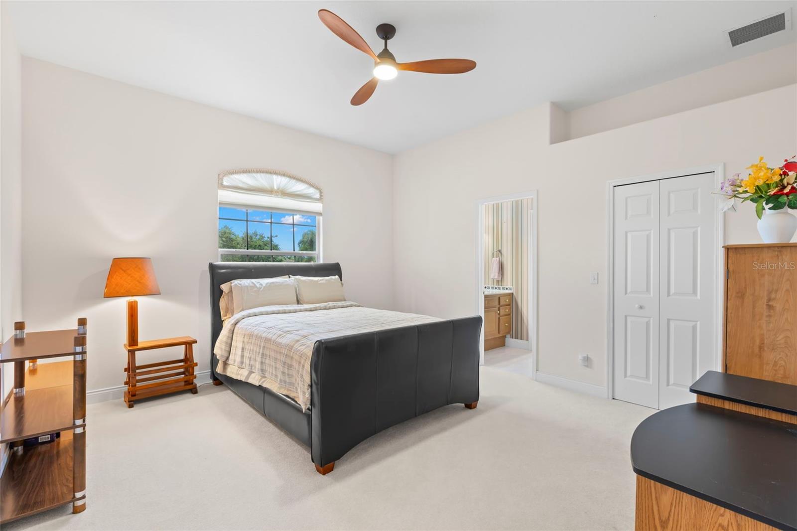 Listing photo id 49 for 1223 Darlington Oak Circle Ne
