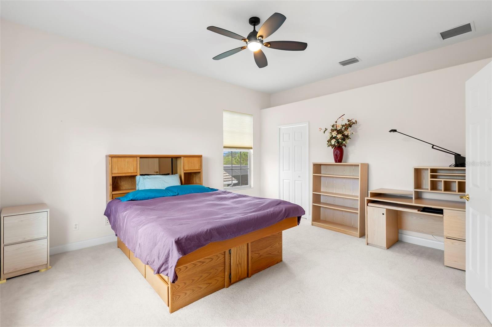 Listing photo id 52 for 1223 Darlington Oak Circle Ne