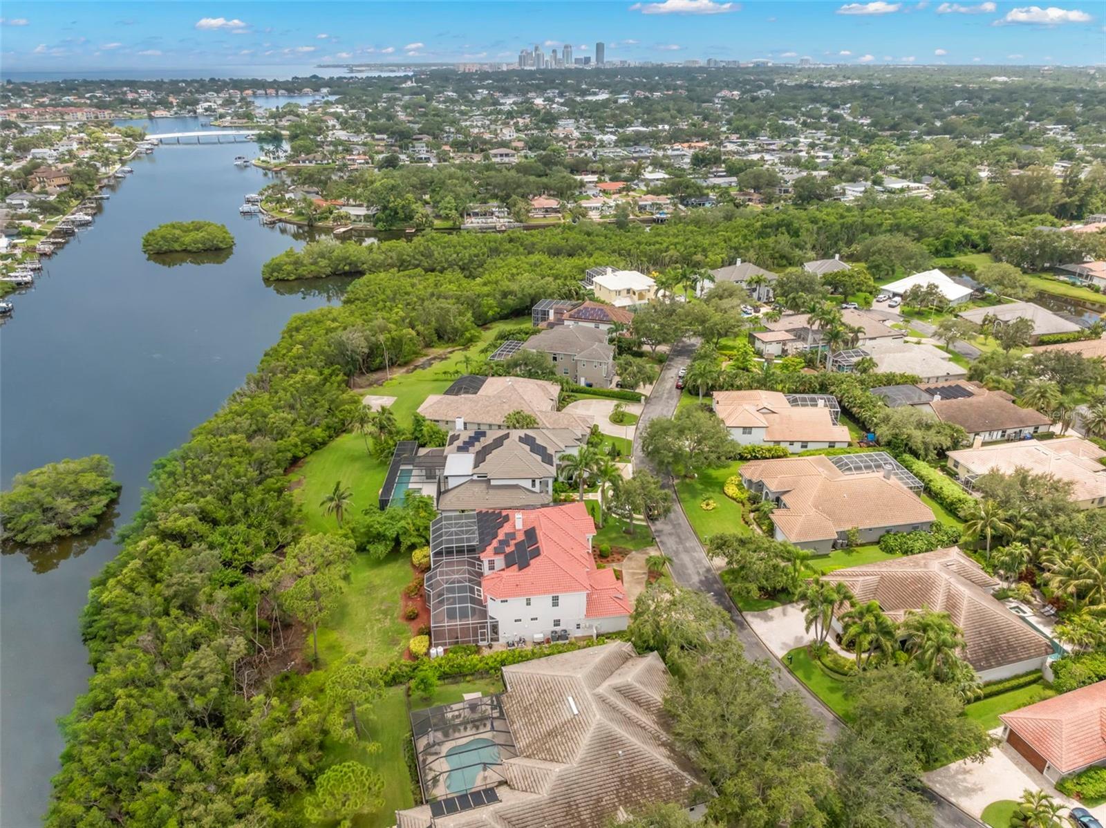 Listing photo id 60 for 1223 Darlington Oak Circle Ne