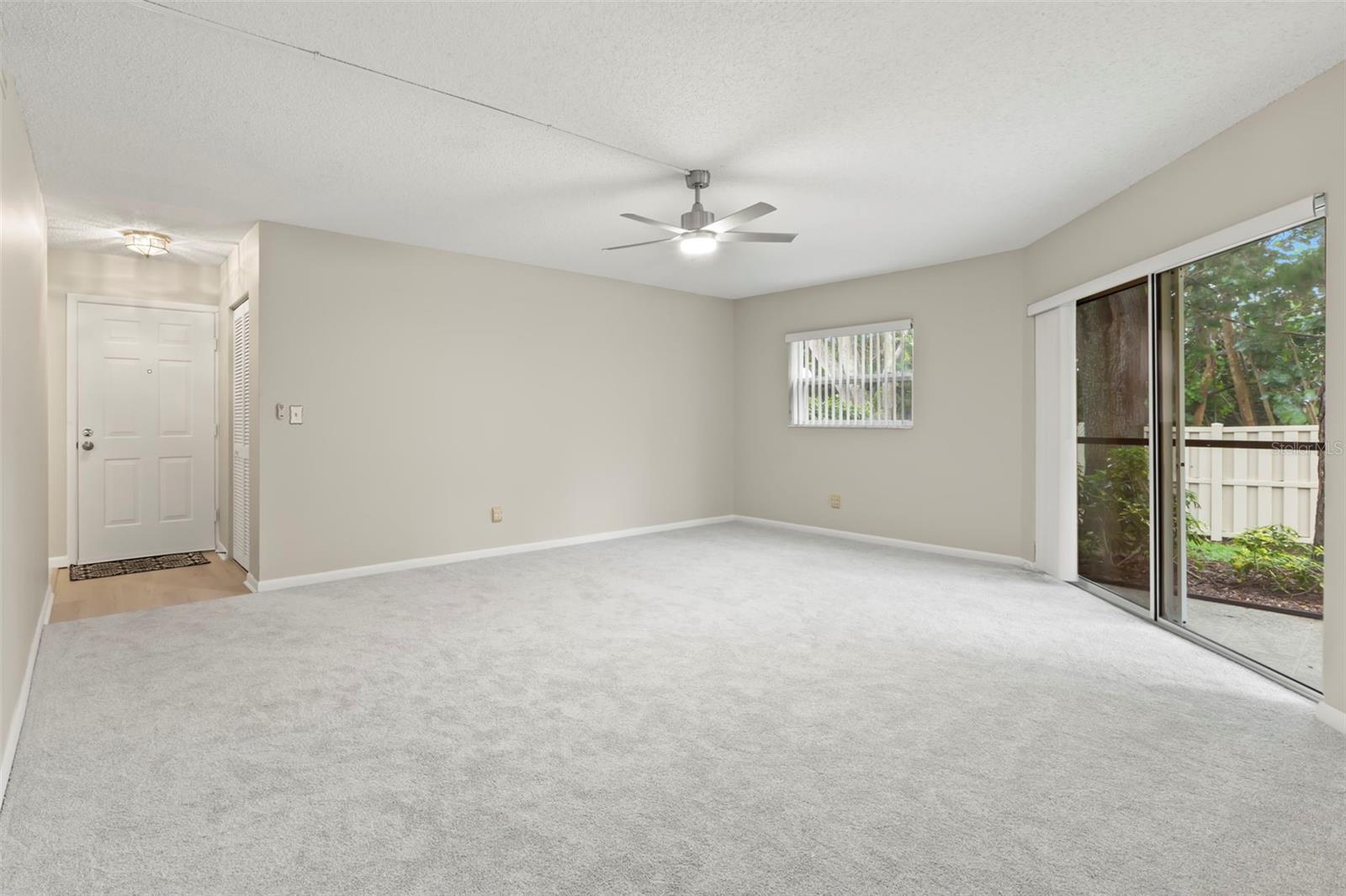 Image 3 of 27 For 476 Santa Cruz Place Ne B