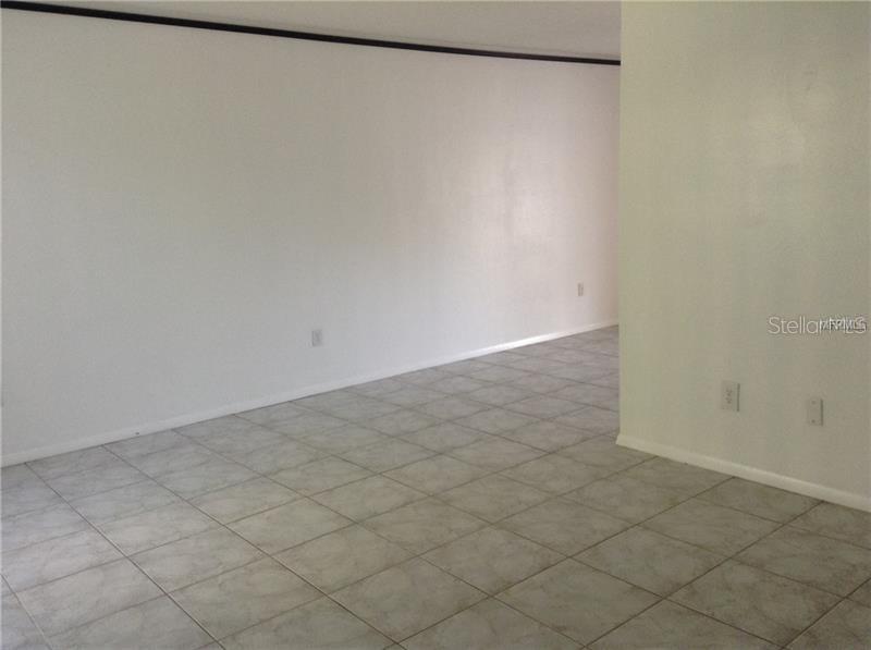 Image 6 of 27 For 6905 Casa Verde Court