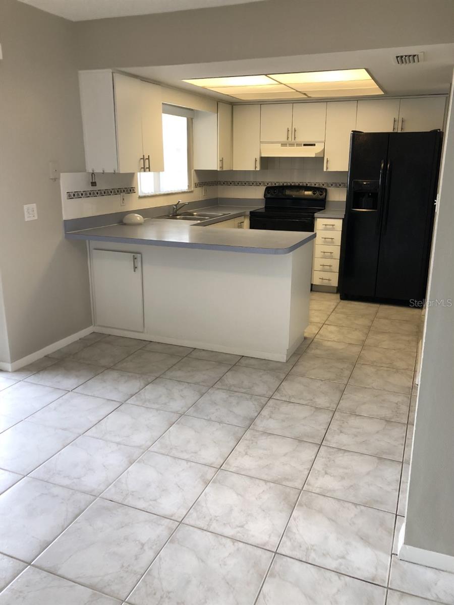 Image 9 of 27 For 6905 Casa Verde Court