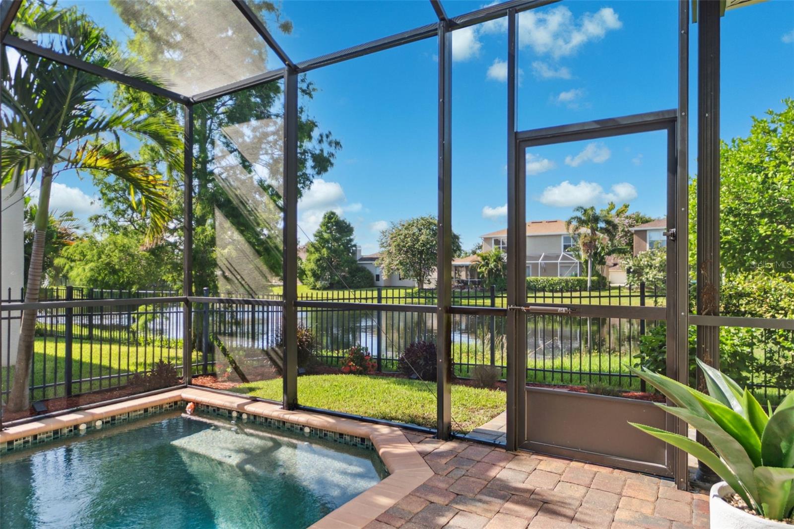 Image 25 of 49 For 8226 Wild Oaks Circle