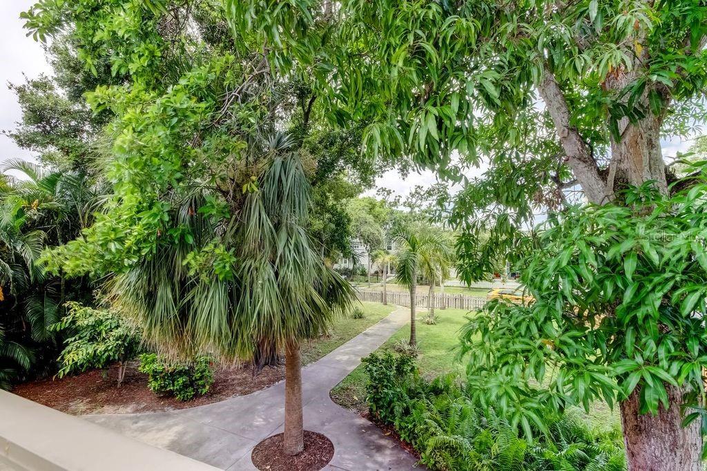 Image 11 of 46 For 815 8th Street N