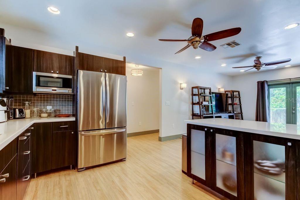 Image 15 of 46 For 815 8th Street N