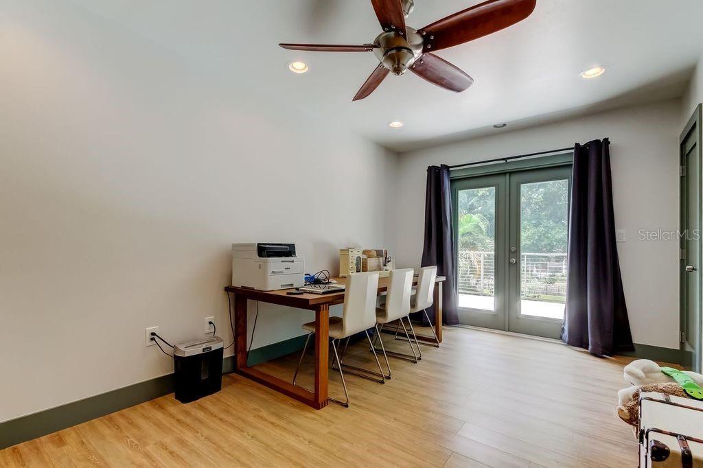 Image 34 of 46 For 815 8th Street N