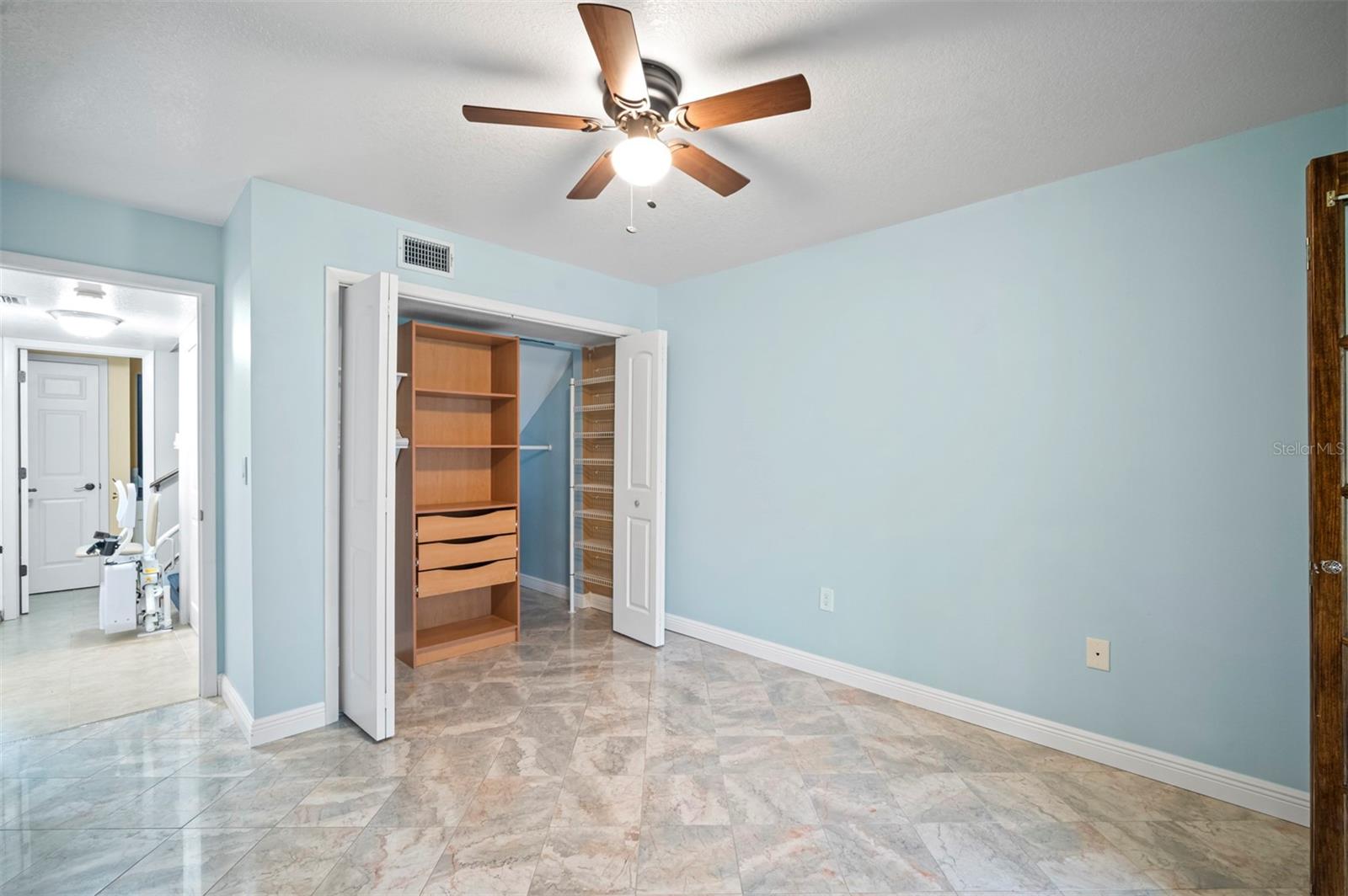 Listing photo id 10 for 6435 Thicket Trail