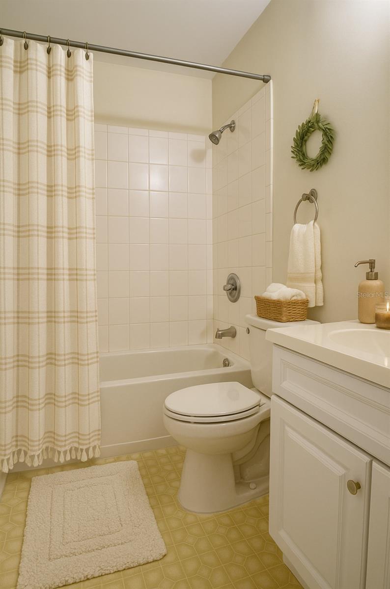 Image 17 of 28 For 2300 43rd Street F3