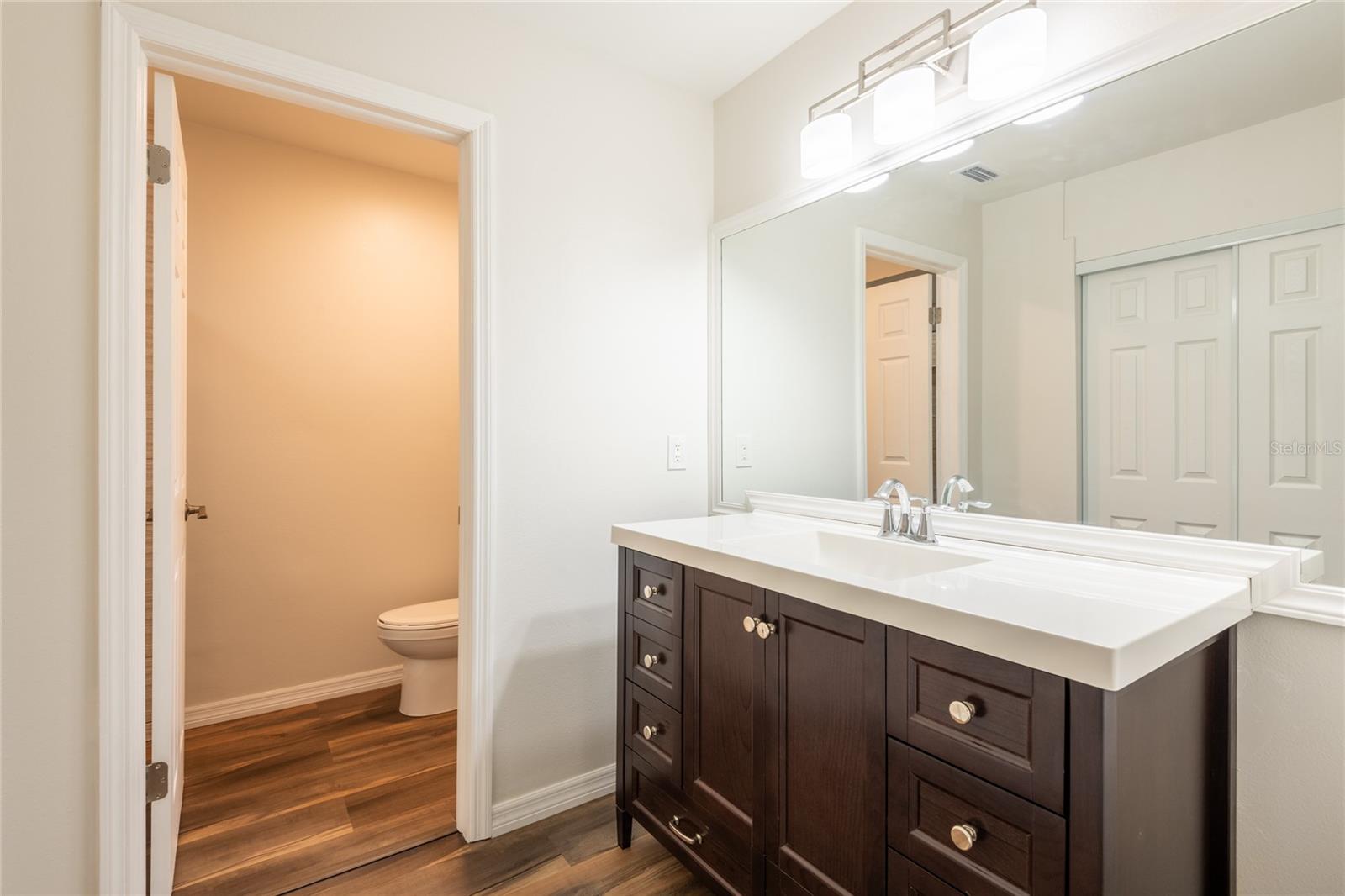 Image 22 of 42 For 15239 Pond Woods Drive 402