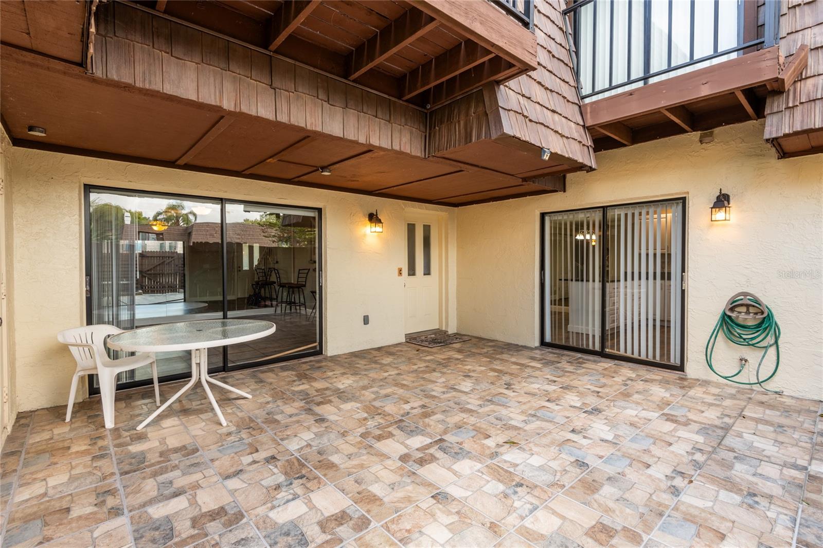 Image 34 of 42 For 15239 Pond Woods Drive 402