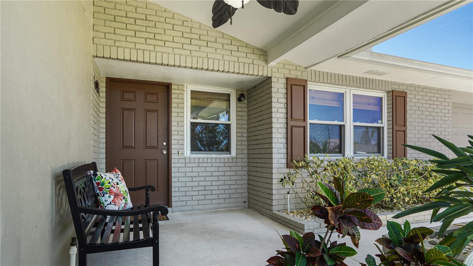 Image 5 of 43 For 2319 Chaucer Street