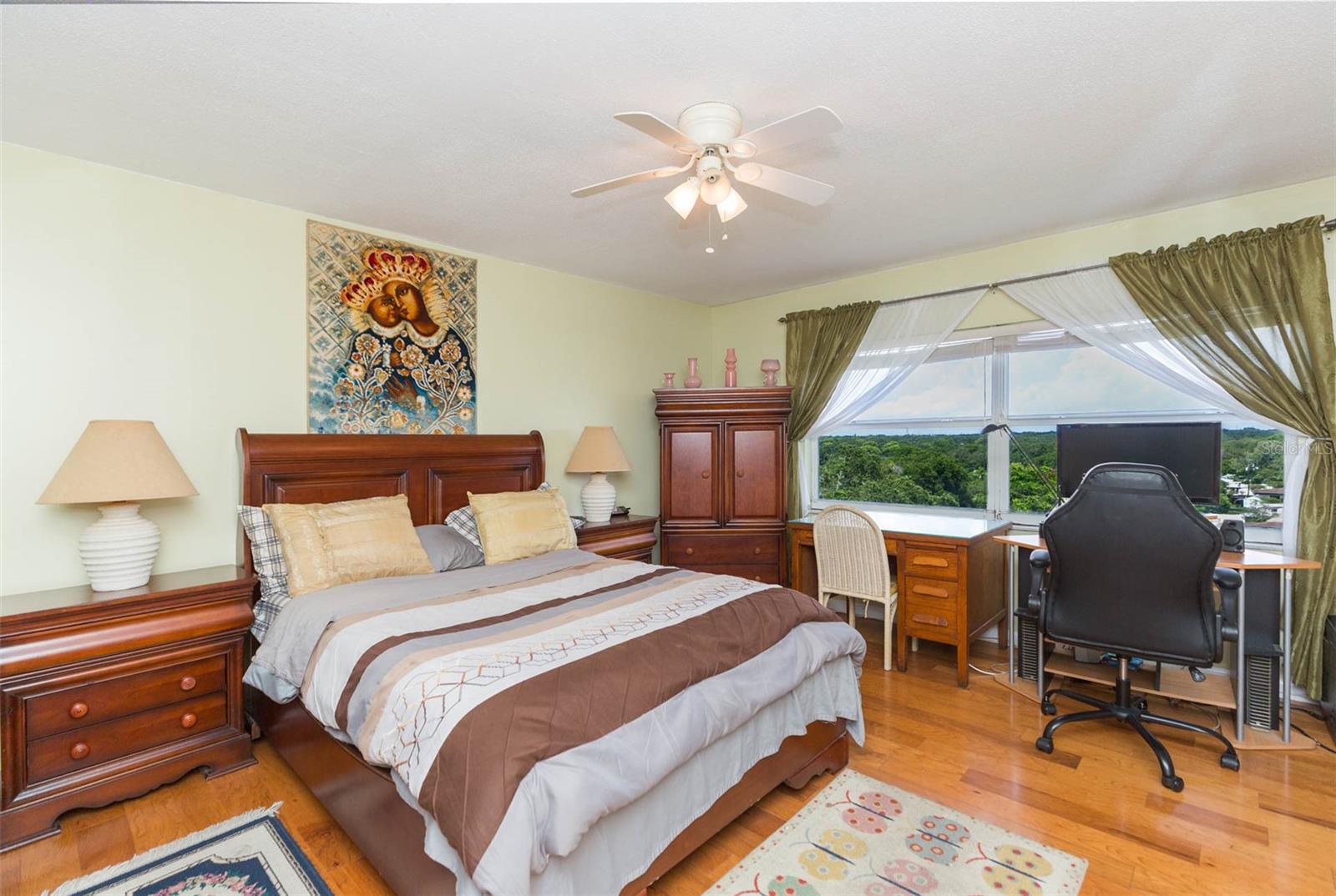 Image 14 of 28 For 1235 Highland Avenue 5-703