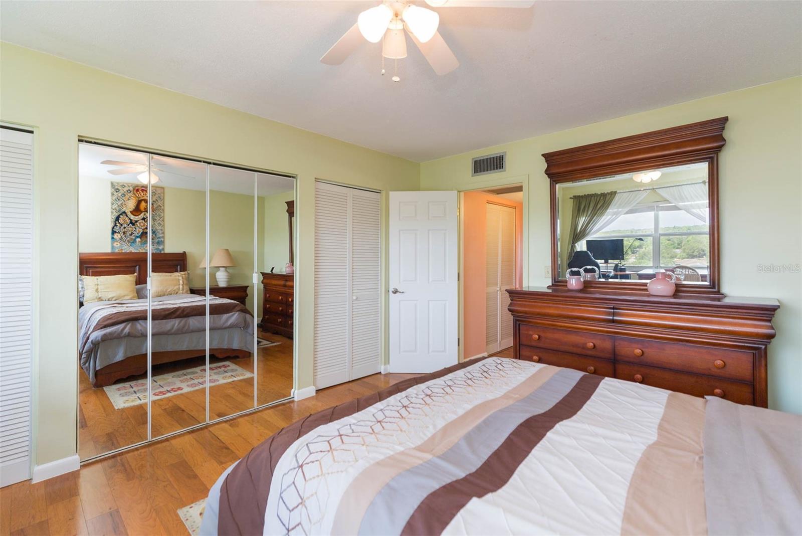 Image 16 of 28 For 1235 Highland Avenue 5-703