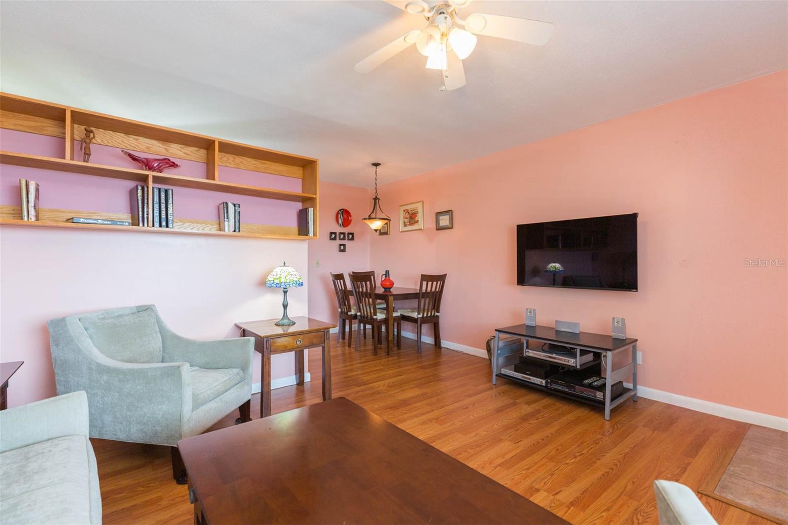 Image 4 of 28 For 1235 Highland Avenue 5-703