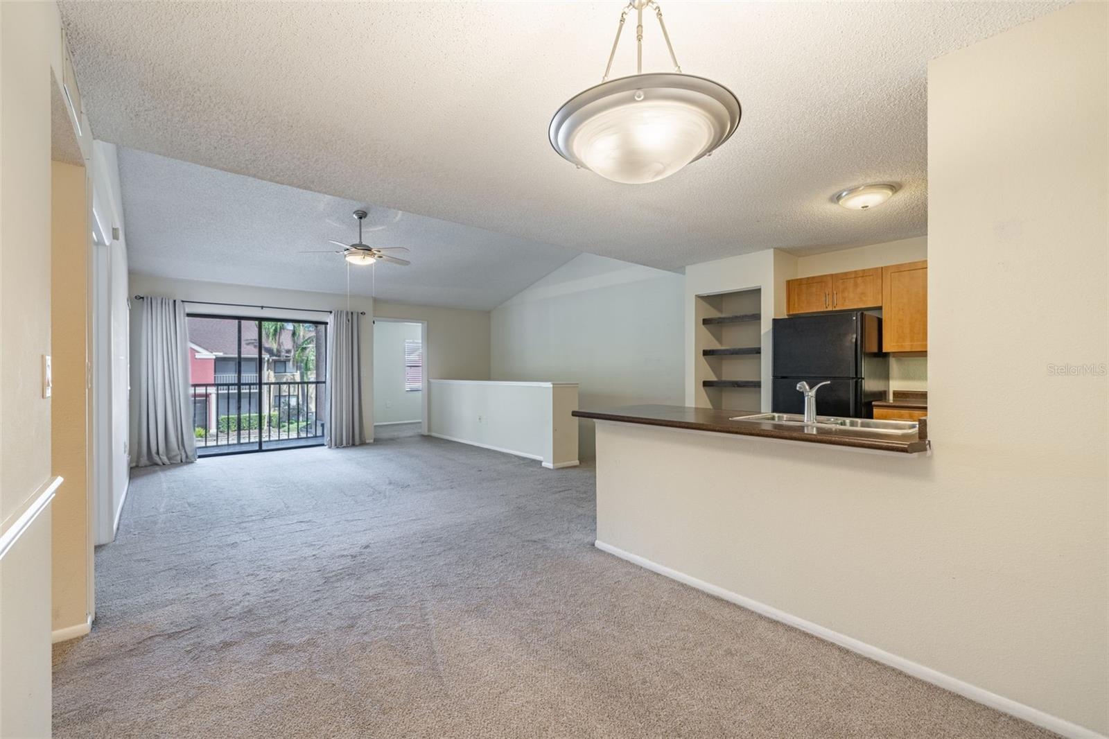 Image 17 of 43 For 5563 Baywater Drive 37