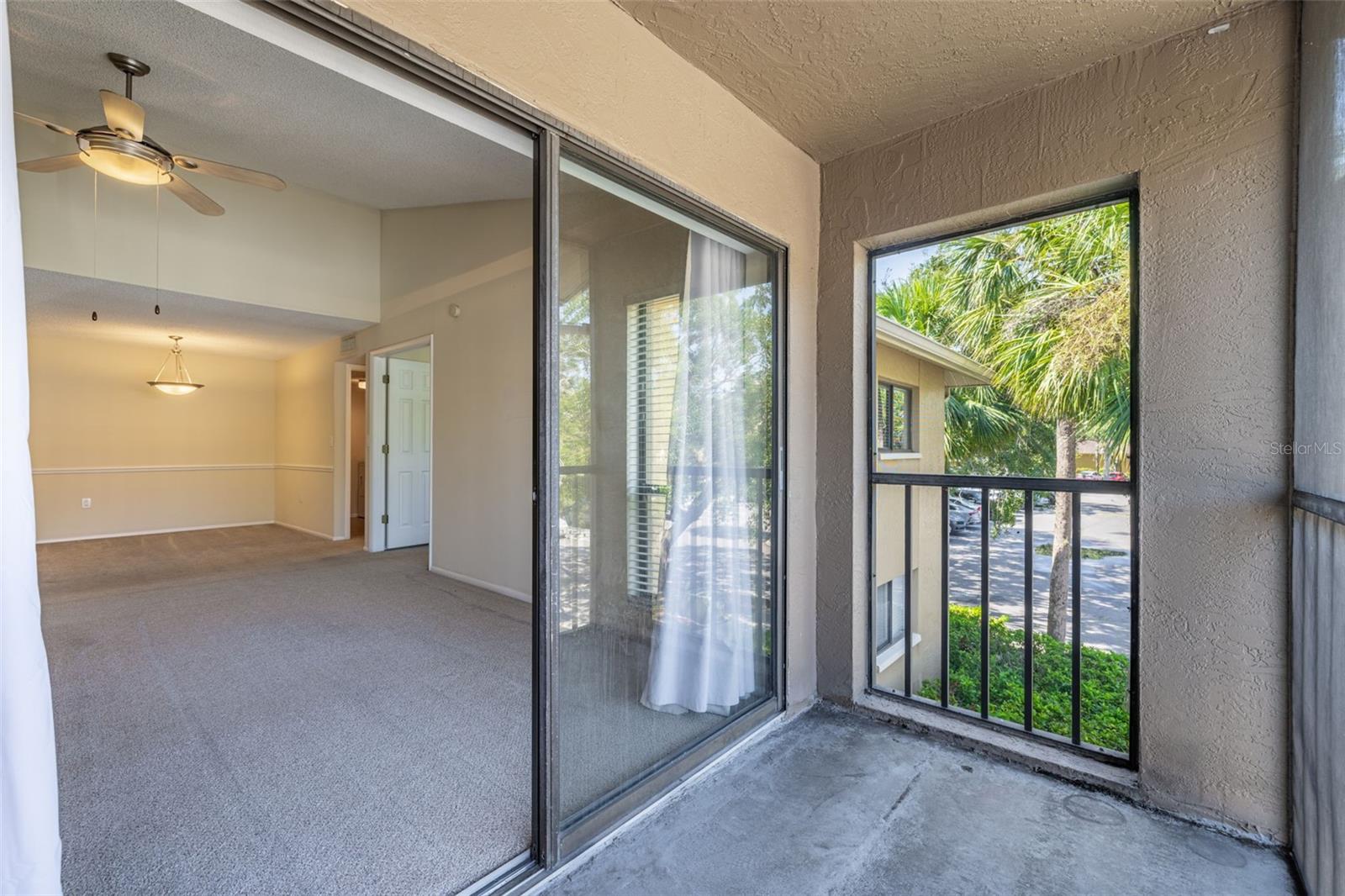 Image 28 of 43 For 5563 Baywater Drive 37