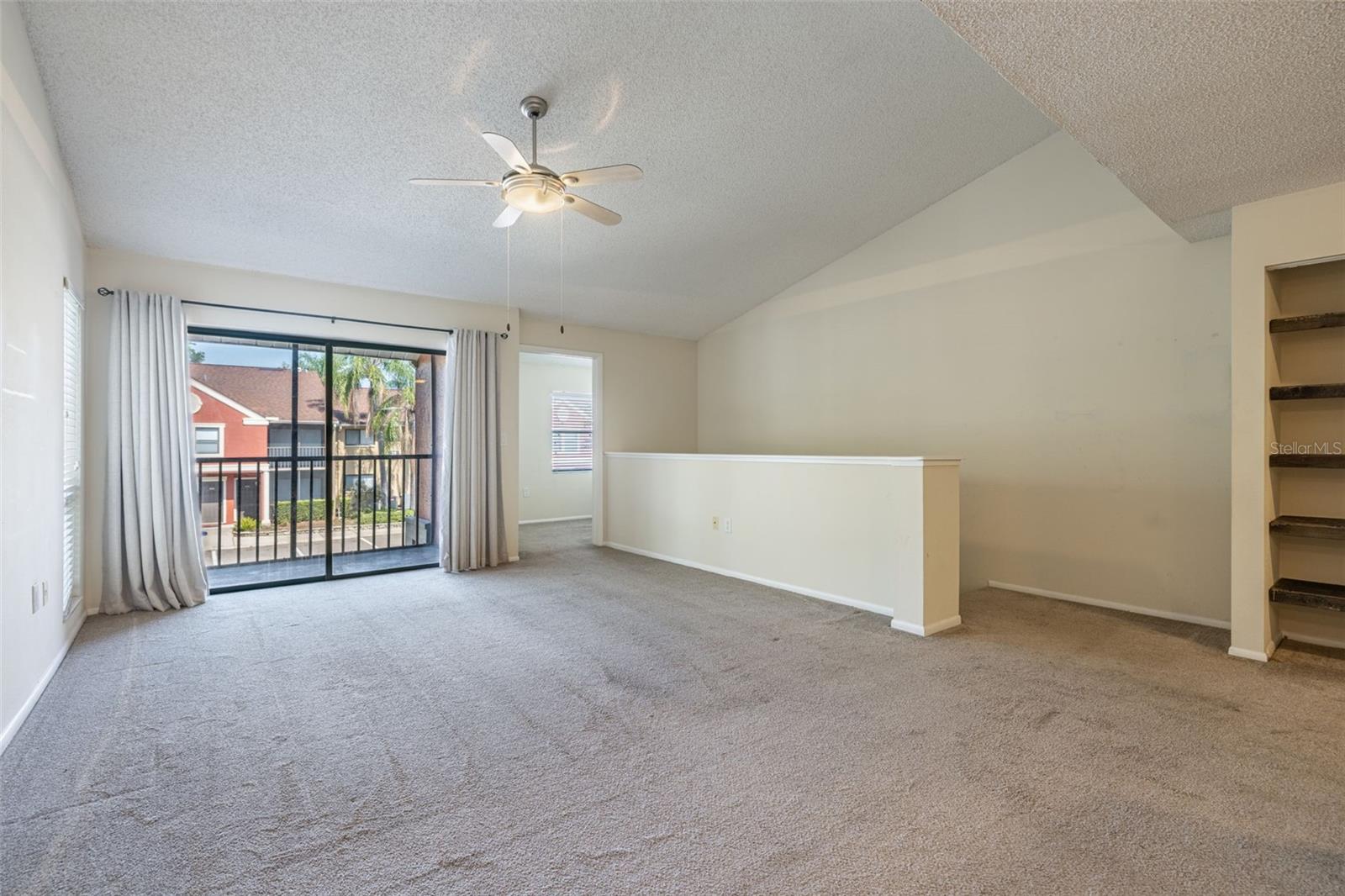 Image 8 of 43 For 5563 Baywater Drive 37