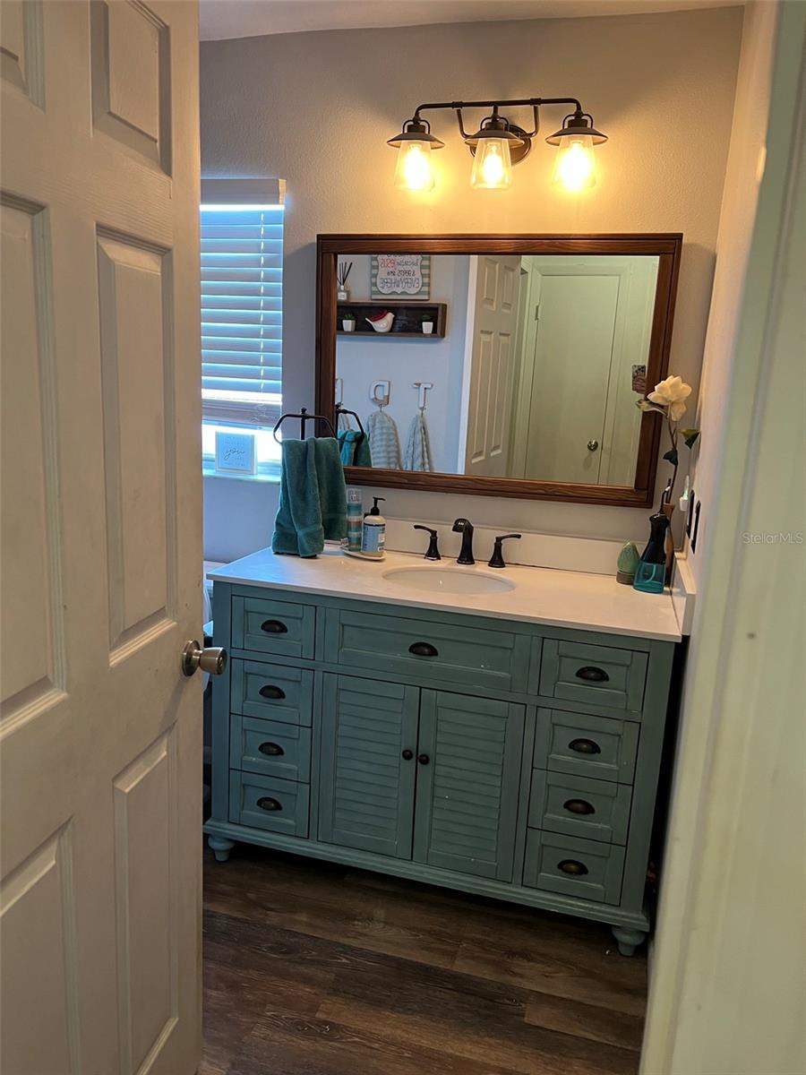 Image 18 of 42 For 2097 Swan Lane