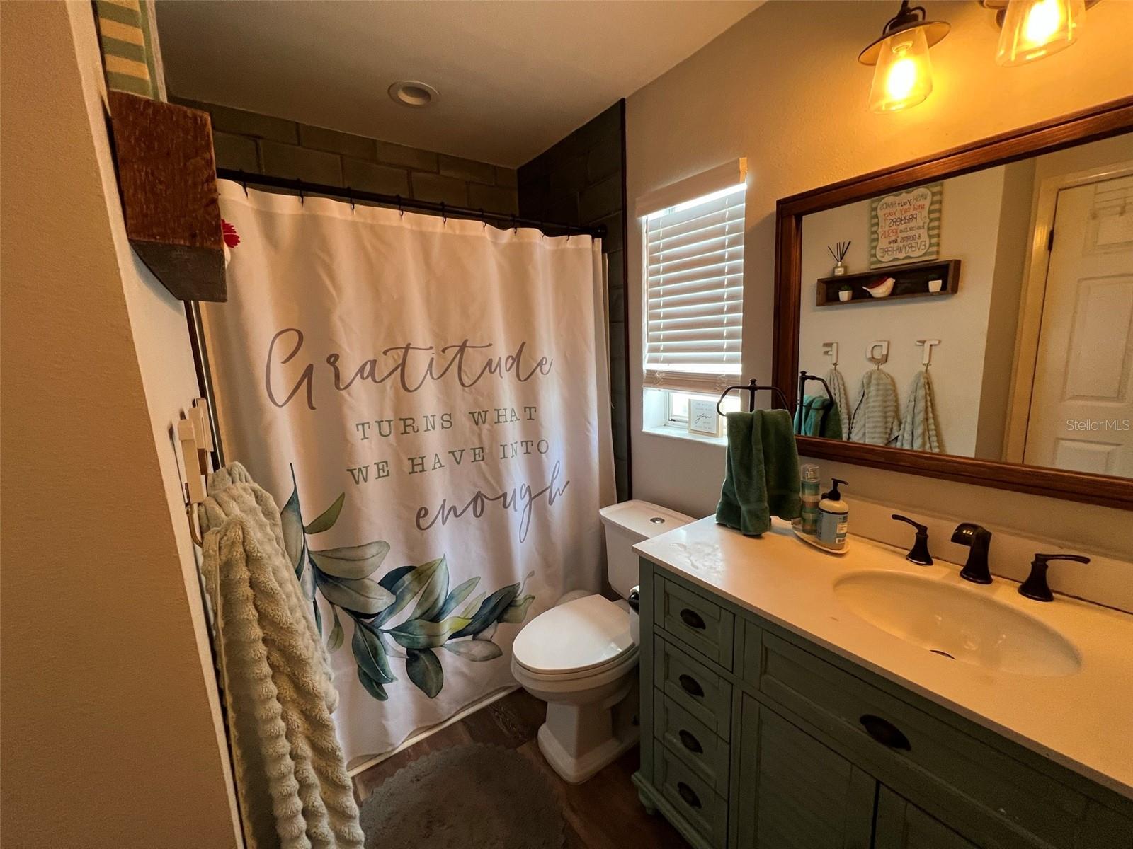 Image 19 of 42 For 2097 Swan Lane