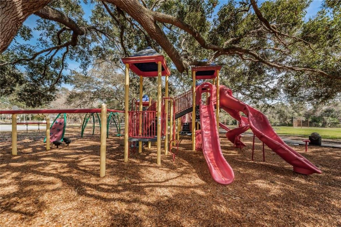 Image 32 of 42 For 2097 Swan Lane