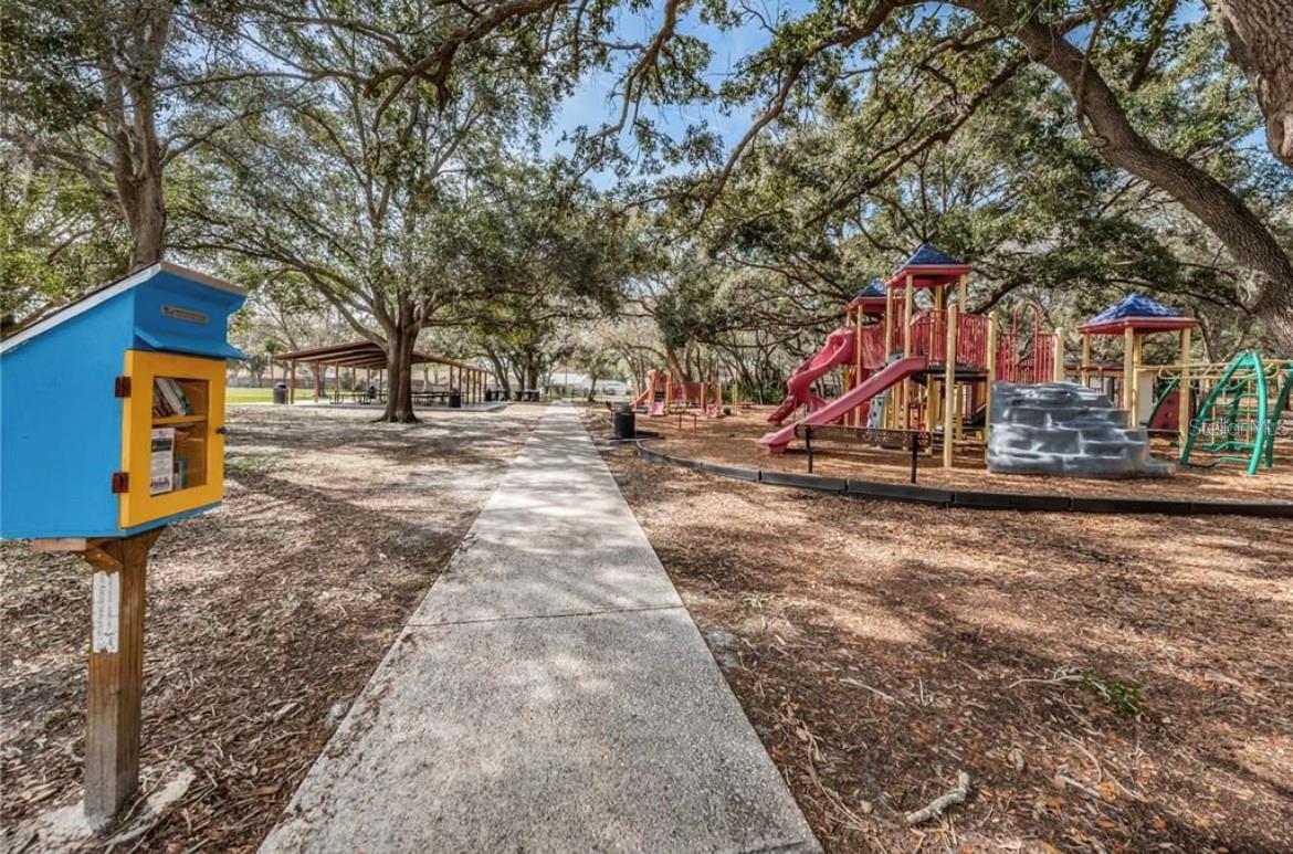 Image 33 of 42 For 2097 Swan Lane