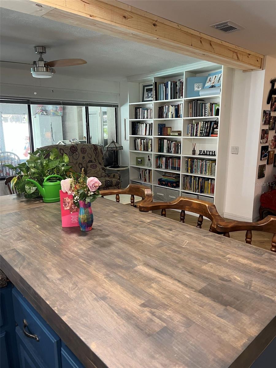 Image 7 of 42 For 2097 Swan Lane