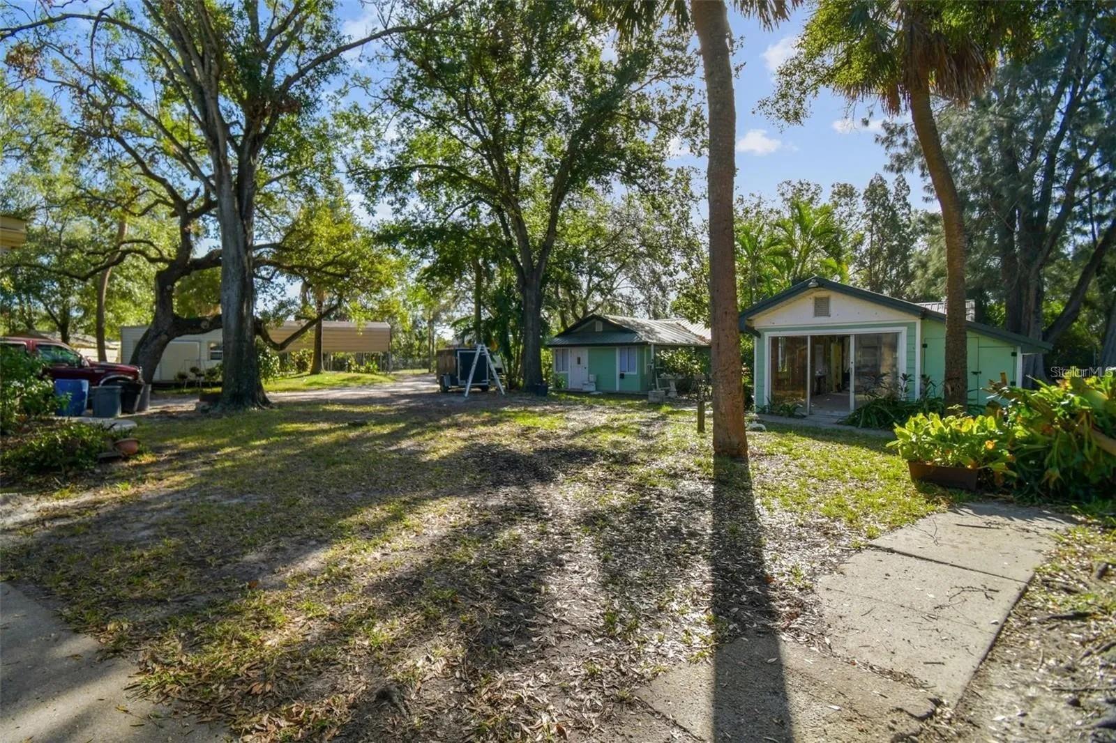 Image 3 of 6 For 4511 26th Avenue S