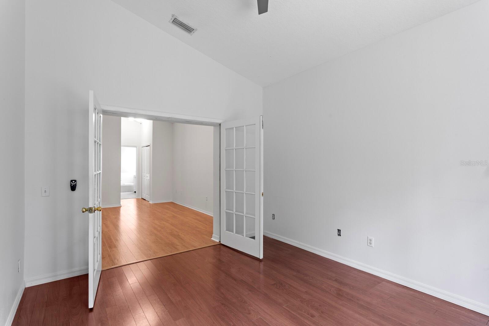 Image 15 of 27 For 10420 Springrose