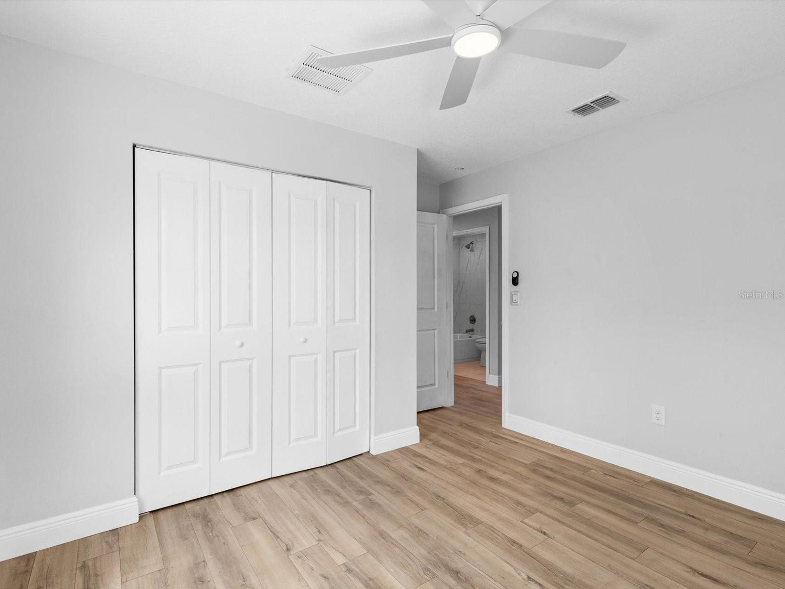 Image 16 of 17 For 4704 42nd Street