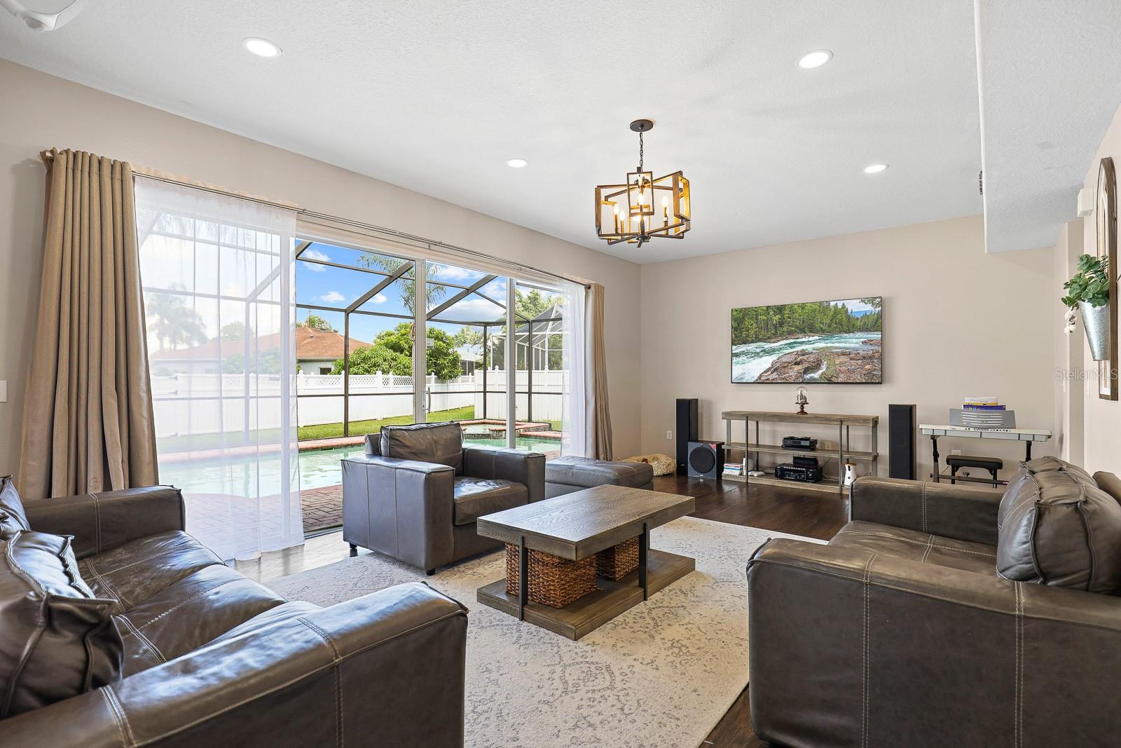 Image 16 of 54 For 16421 Turnbury Oak Drive