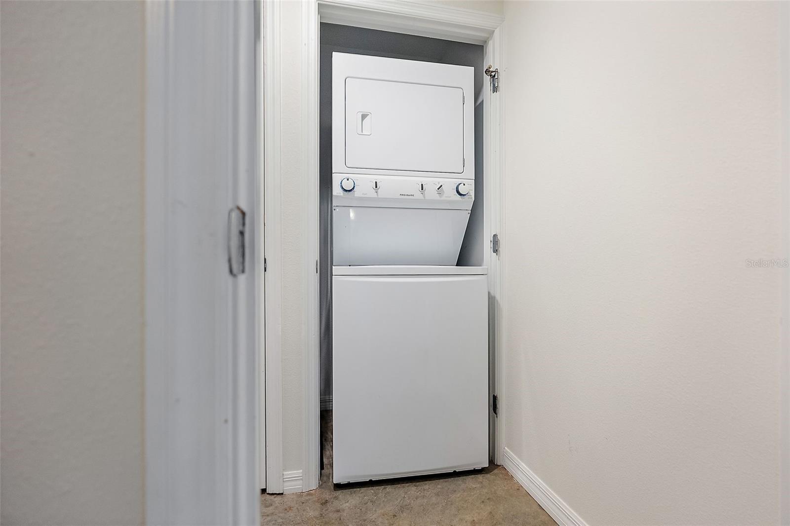 Listing photo id 22 for 226 5th Avenue N 1403