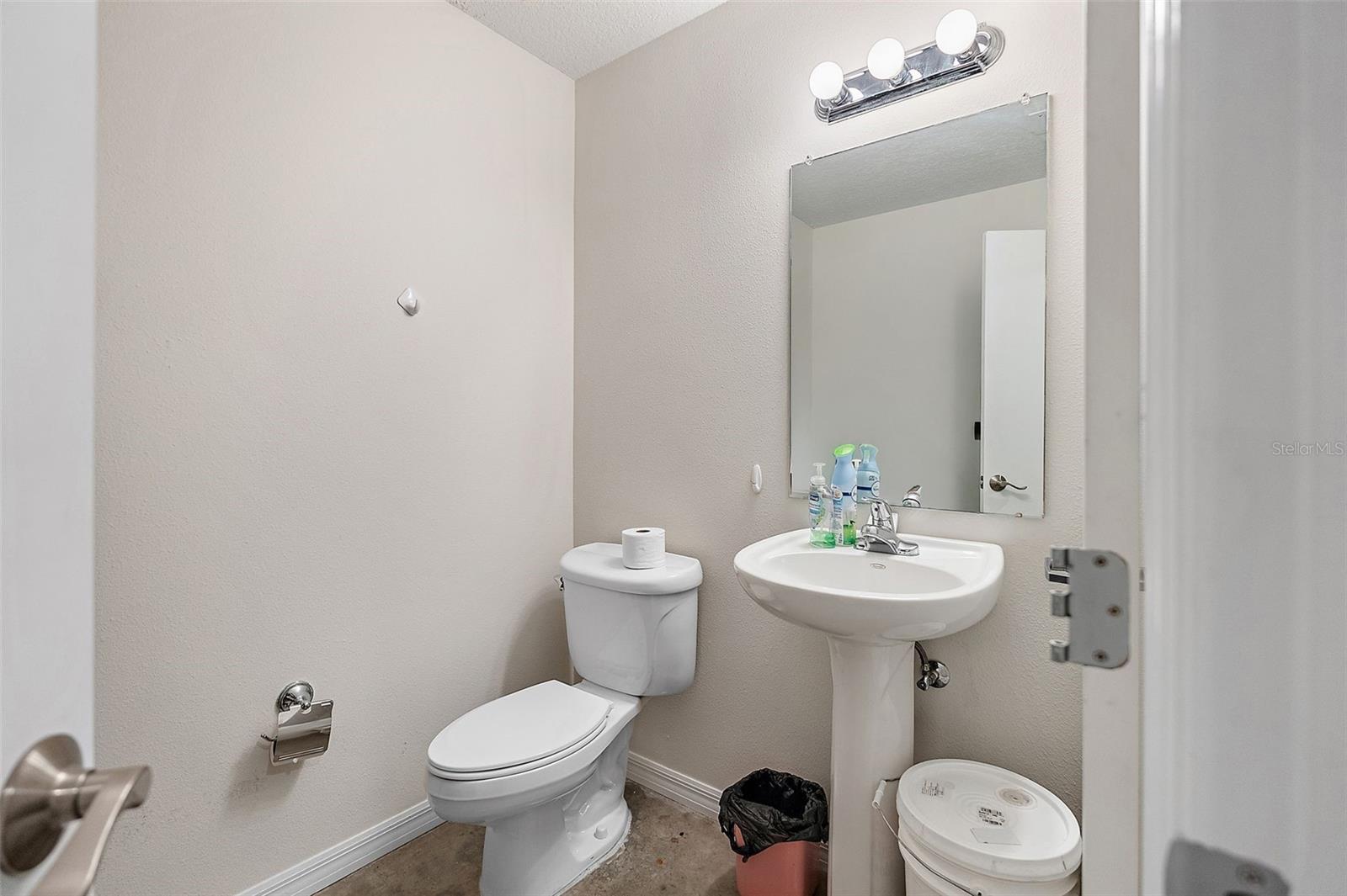 Listing photo id 23 for 226 5th Avenue N 1403