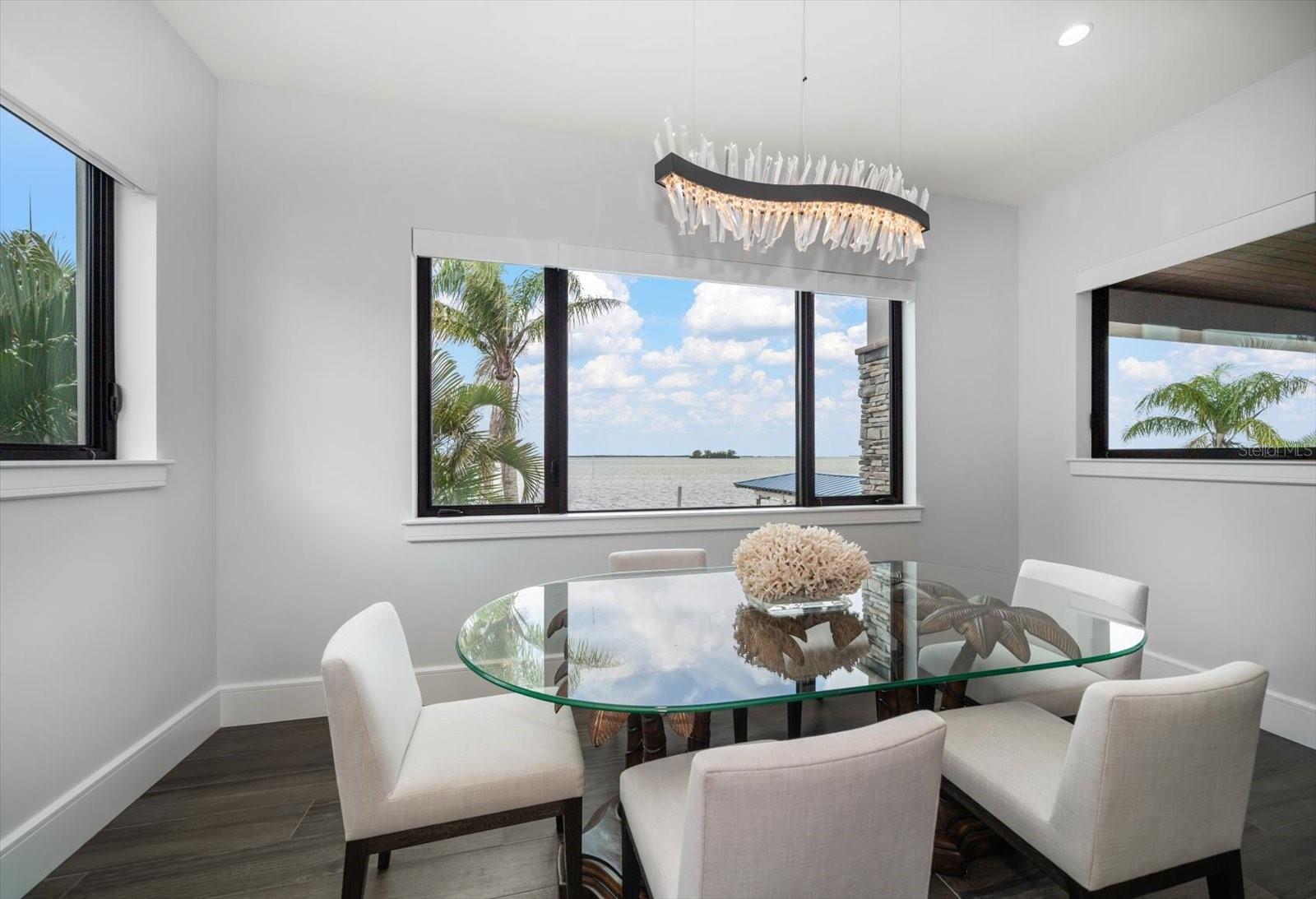 Image 33 of 90 For 2136 Harbor View Drive